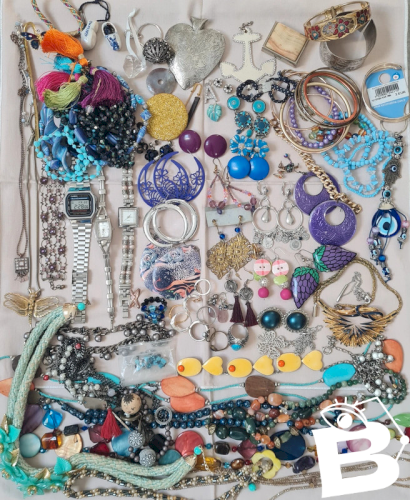 Lot de bijoux fantaisies