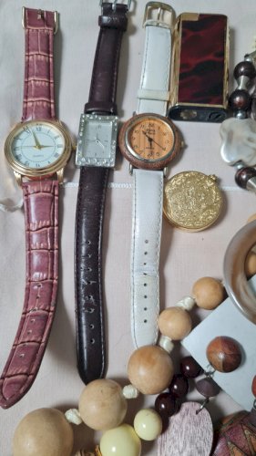 Lot de bijoux fantaisies