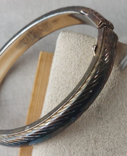 Lot de bijoux / fond de tiroir, bracelets ethniques, vintage ^