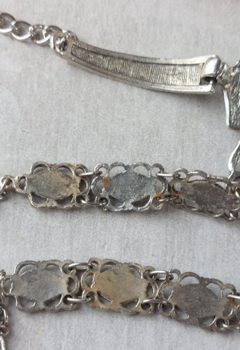 Lot de bijoux / fond de tiroir, bracelets ethniques, vintage ^