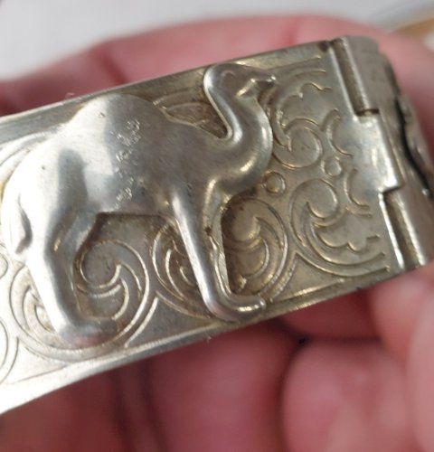 Lot de bijoux / fond de tiroir, bracelets ethniques, vintage ^