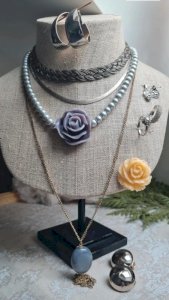 lot de bijoux vintage & récents