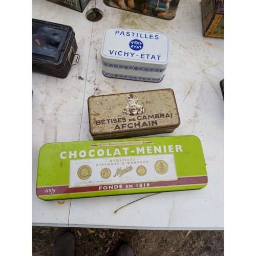 Lot de Boites Publicitaire en Tole Anciennes