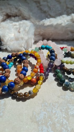 Lot de bracelets en pierres semi- précieuses - 9 Bracelets
