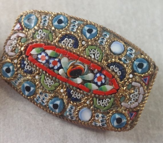 Lot de broches décor fleurs en micro mosaïques, Italie ^