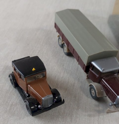 Lot de camions / camionnette, Wiking + Herpa, en HO