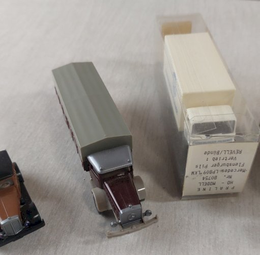 Lot de camions / camionnette, Wiking + Herpa, en HO