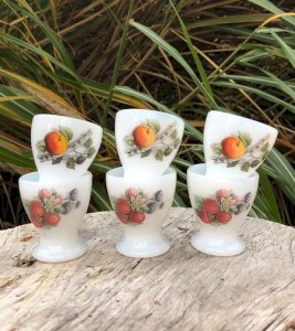 Lot de coquetiers vintage Arcopal