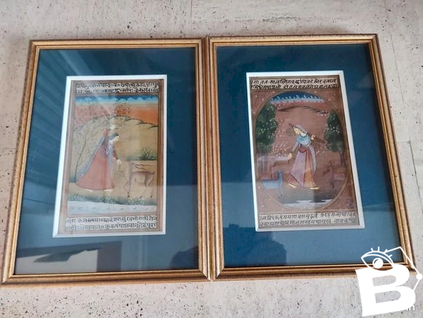 Lot de deux gouaches persanes reprensentant des femmes nourrissant des cervides