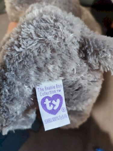 lot de deux peluches elephant et renard de taille moyenne TY en tres bon etat