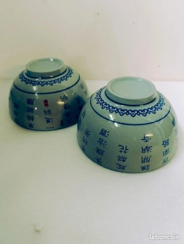 lot de deux petits tasses dorigine chinoise de couleur bleu en bon etat
