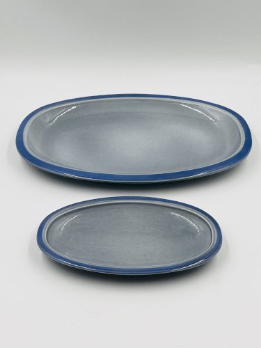 Lot de deux plats bleu Boch