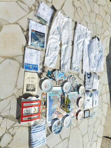 LOT DE DIVERS OBJETS SUR LES JOUTES ET SETE