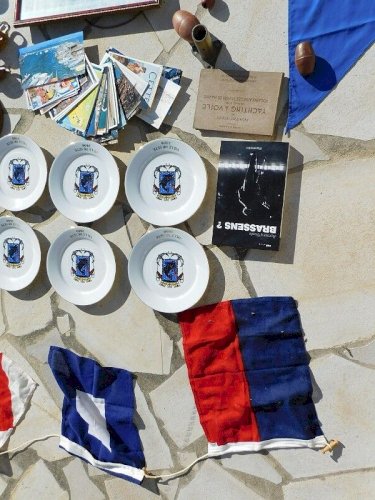LOT DE DIVERS OBJETS SUR SETE