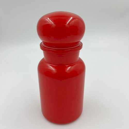 Lot de dix bocaux en verre rouge
