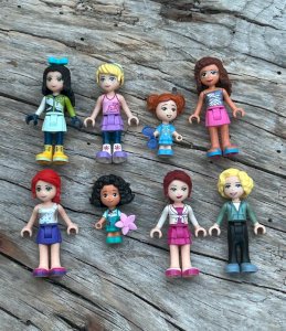 Lego Friends figure set