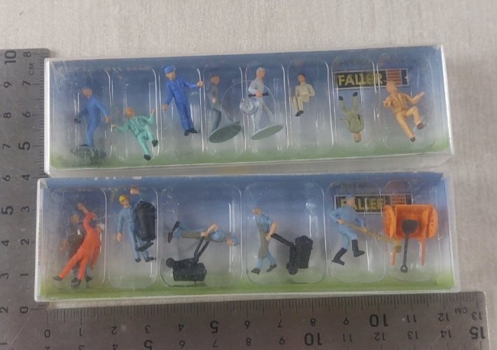 Lot de figurines pour maquette train HO, Faller 151012 + 151032