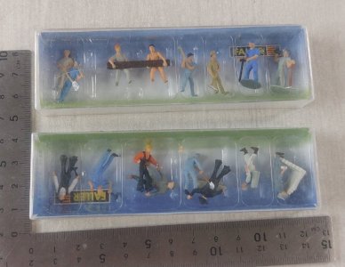 Lot de figurines pour maquette train HO, Faller 151017 + 151011