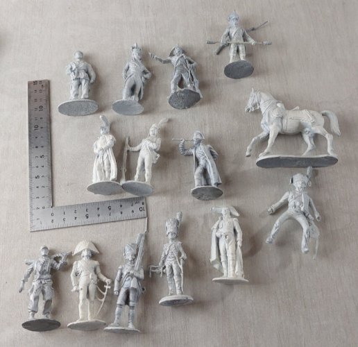 Lot de figurines / soldats en plomb, divers, SR / MHSP