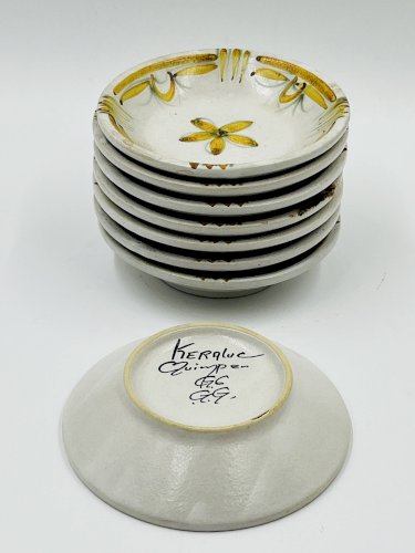 Lot de huit bols Keraluc Quimper Renaissance 1960