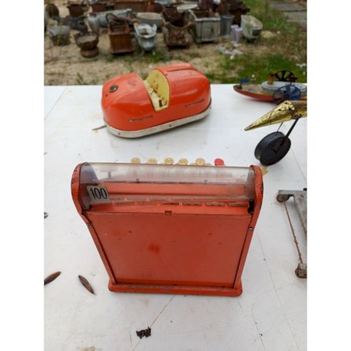 Lot de Jouets Anciens des Années 50 en Tole