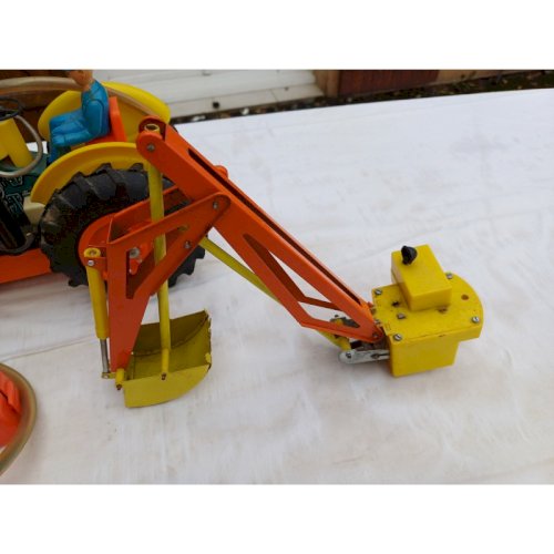 Lot de Jouets Anciens des Années 50 en Tole