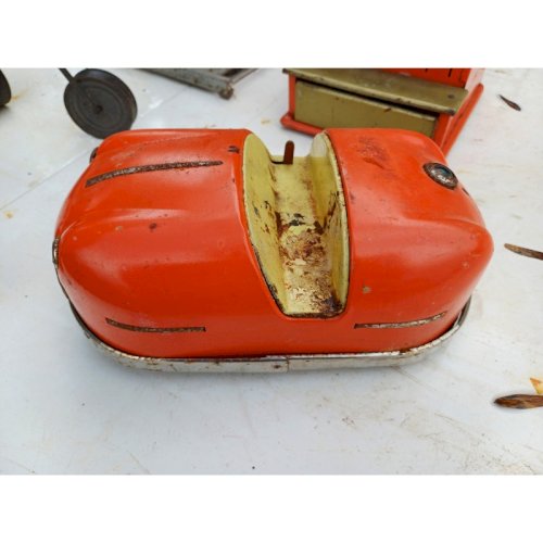 Lot de Jouets Anciens des Années 50 en Tole