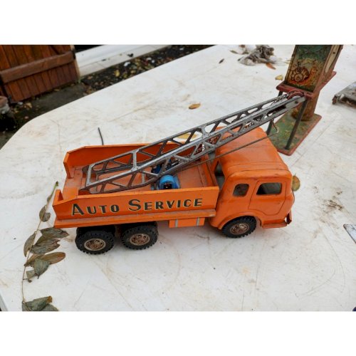 Lot de Jouets Anciens des Années 50 en Tole