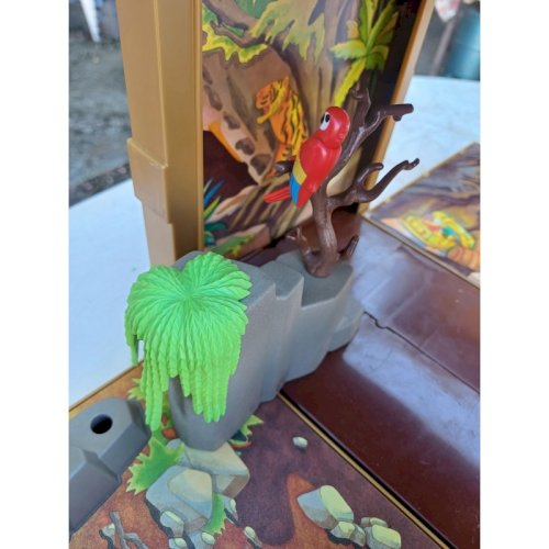 Lot de Légo et Playmobil Pirate