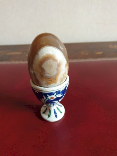 Lot de minéraux : aragonite, onyx, jaspe 'african bloodstone', nodule métallique, turquoise, lapis-lazuli