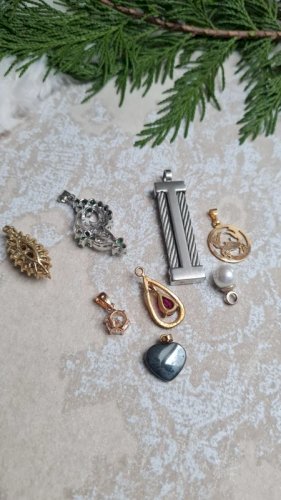 Lot de pendentifs anciens et vintage saphir, pierre