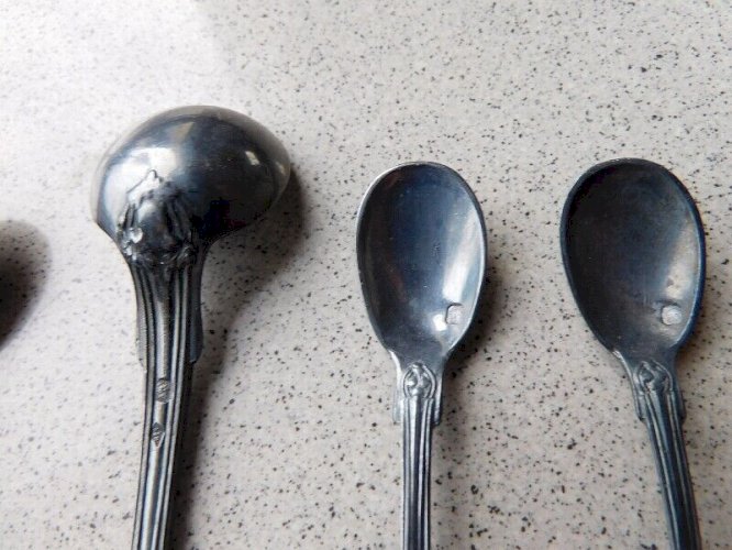 LOT DE PETITES CUILLERES A SAUCE ET CREME EN ARGENT MASSIF DE 56 GRAMMES