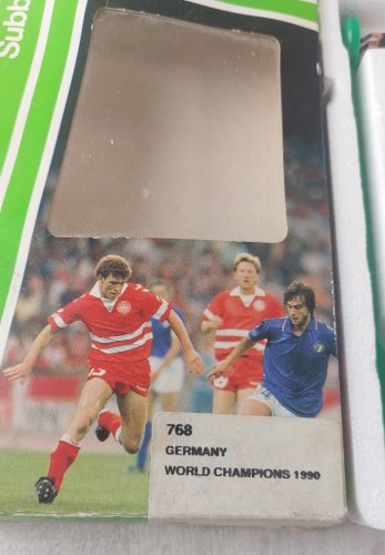 Lot de petites figurines, football, Germany, World Champions 1990, Subbuteo 768