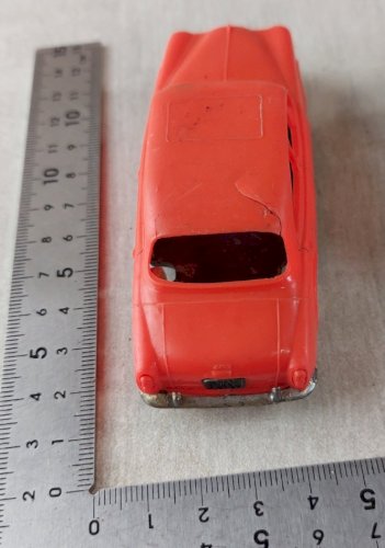 Lot de petites voitures, Peugeot 403, 2 CV Clé, 4CV Renault, Norev 1/43 ^
