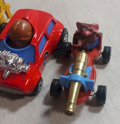 Lot de petites voitures, Tom & Jerry, Corgi Juniors + Mini Ha Ha Matchbox