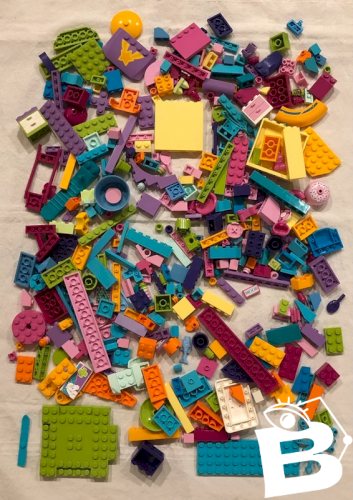 Lot de pièces de Lego couleurs flashys et acidulées