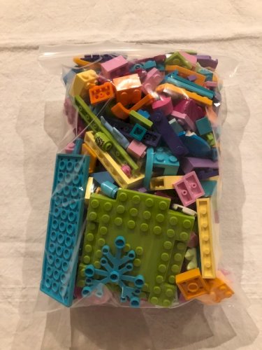 Lot de pièces de Lego couleurs flashys et acidulées