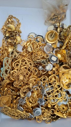 Lot de pièces détachées  bijoux chorange