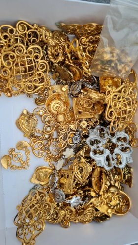 Lot de pièces détachées  bijoux chorange