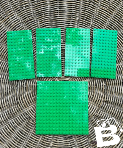 Lot de plaques vertes de Lego