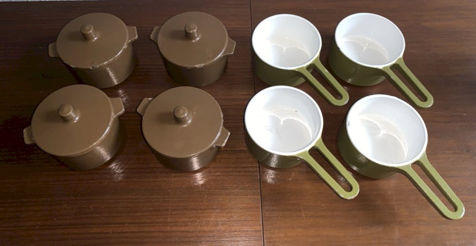 Lot de poelon et mini cocotte vintage fonte émaillée Castirone France