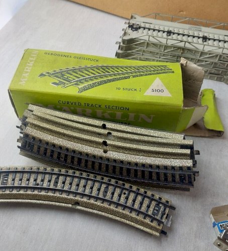 Lot de pont en arc, rails, rails de dételage, croisement, Märklin, en HO