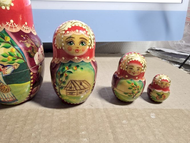 lot de Poupées russes  matriochka - 5 pieces-TBE