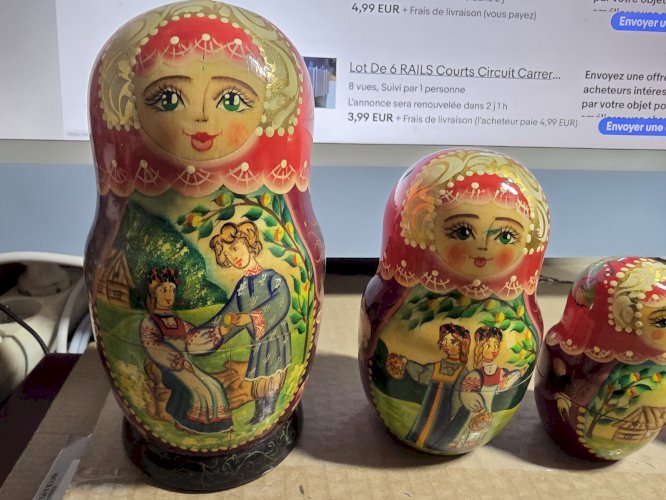 lot de Poupées russes  matriochka - 5 pieces-TBE