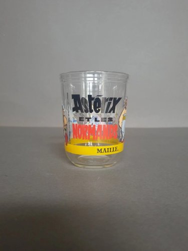 Lot de produits dérivés de la BD Astérix et Obélix