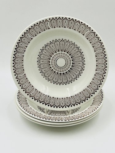 Lot de quatre assiettes creuses Boch Ronda 1970