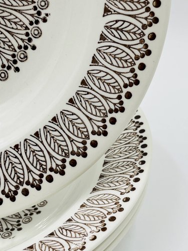 Lot de quatre assiettes creuses Boch Ronda 1970