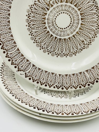 Lot de quatre assiettes plates Boch Ronda 1970