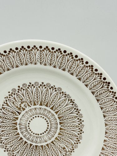 Lot de quatre assiettes plates Boch Ronda 1970