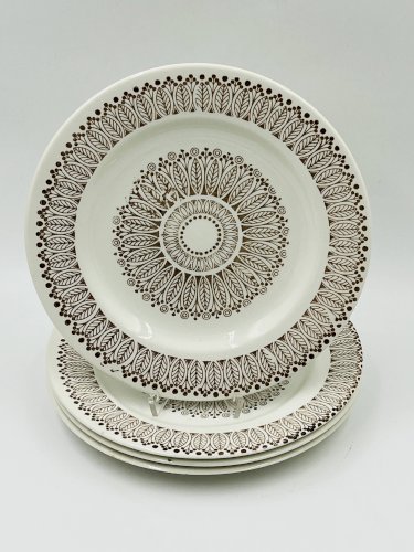 Lot de quatre assiettes plates Boch Ronda 1970